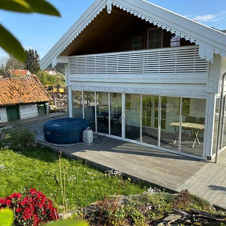 Koselig Stort Gardshus, M/Boblebad. Bat Kan Leies Villa Forland Exterior photo